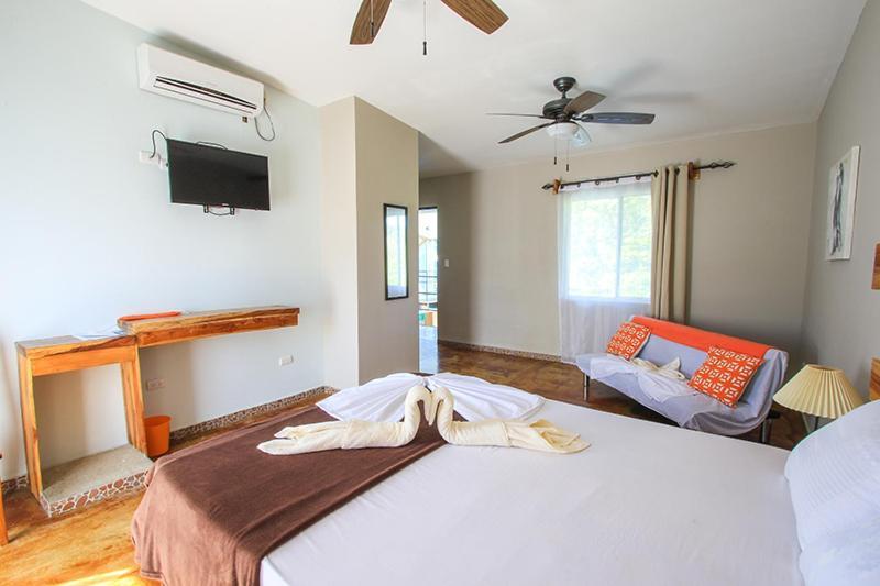 Cabuya  Funny Wave Guest House מראה חיצוני תמונה