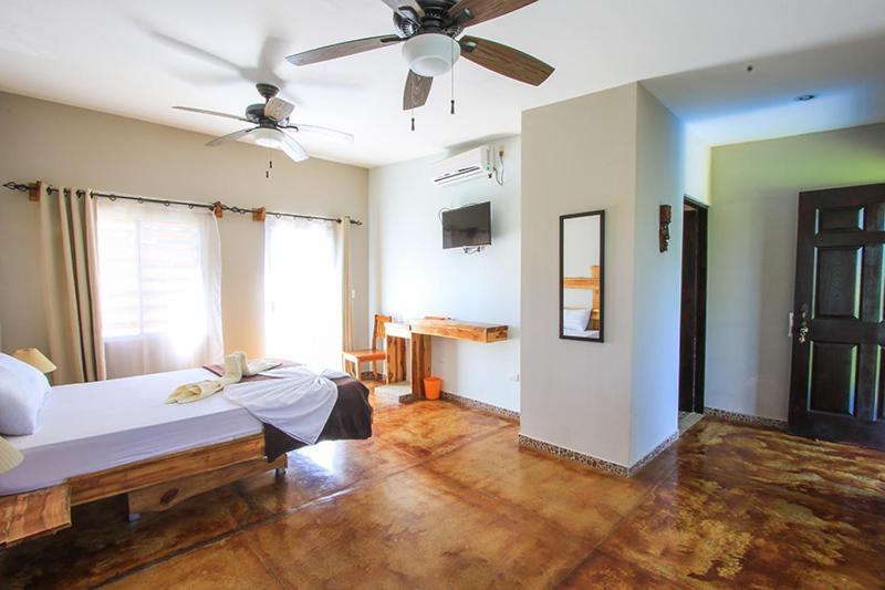 Cabuya  Funny Wave Guest House מראה חיצוני תמונה