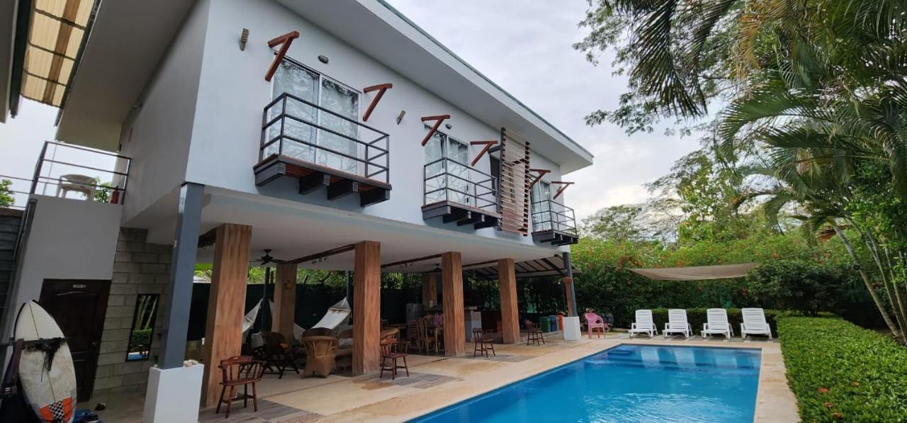 Cabuya  Funny Wave Guest House מראה חיצוני תמונה